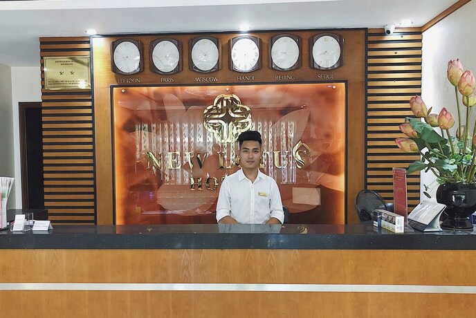 Imagen de los interiores del Hotel New Lotus. Foto 30