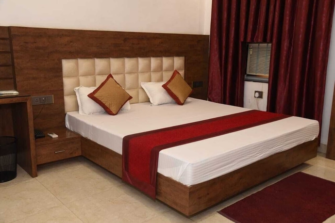 Imagen de la habitación del Hotel New M.I. Plaza. Foto 3