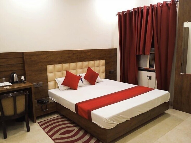 Imagen de la habitación del Hotel New M.I. Plaza. Foto 9