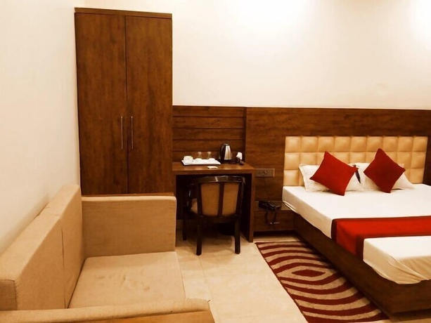 Imagen de la habitación del Hotel New M.I. Plaza. Foto 10