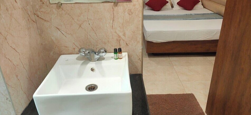 Imagen de la habitación del Hotel New M.I. Plaza. Foto 13