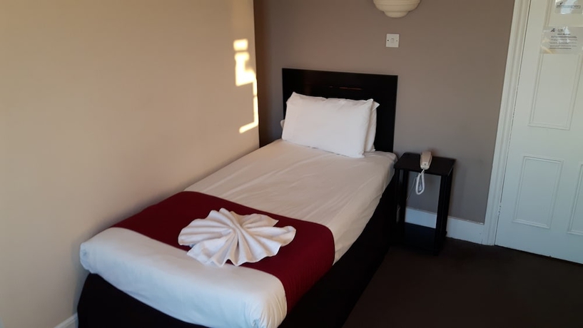 Imagen de la habitación del Hotel New Madeira. Foto 14