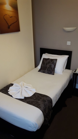 Imagen de la habitación del Hotel New Madeira. Foto 16