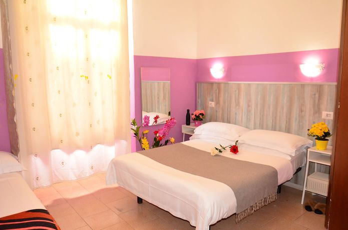 Imagen de la habitación del Hotel New Milan. Foto 10