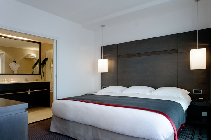 Imagen de la habitación del Hotel New Of Marseille. Foto 8