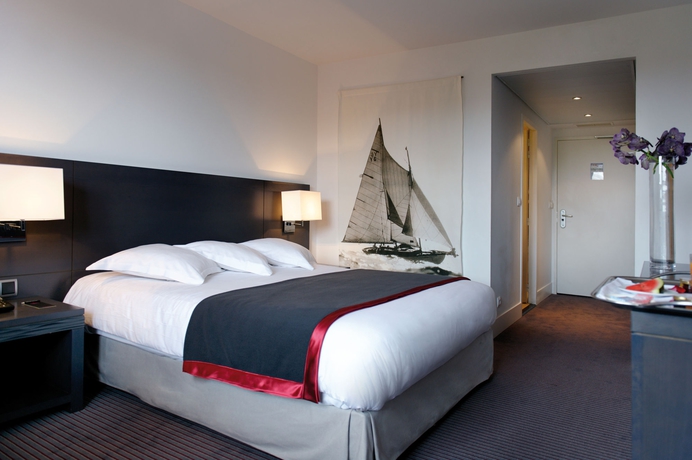 Imagen de la habitación del Hotel New Of Marseille. Foto 10