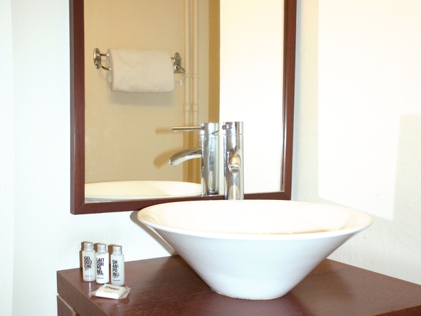 Imagen de la habitación del Hotel New Opera. Foto 16