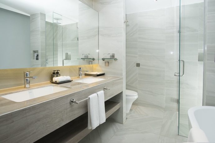 Imagen de la habitación del Hotel New Orient Danang. Foto 14