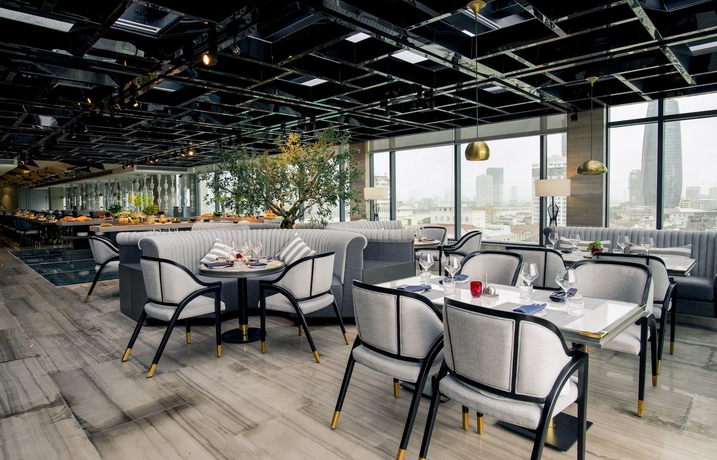 Imagen del bar/restaurante del Hotel New Orient Danang. Foto 5