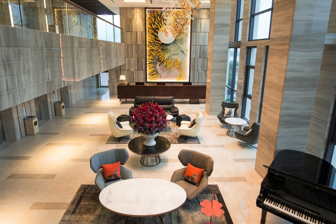 Imagen de los interiores del Hotel New Orient Danang. Foto 19