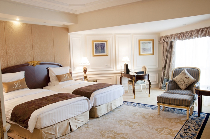Imagen de la habitación del Hotel New Orient Landmark. Foto 6