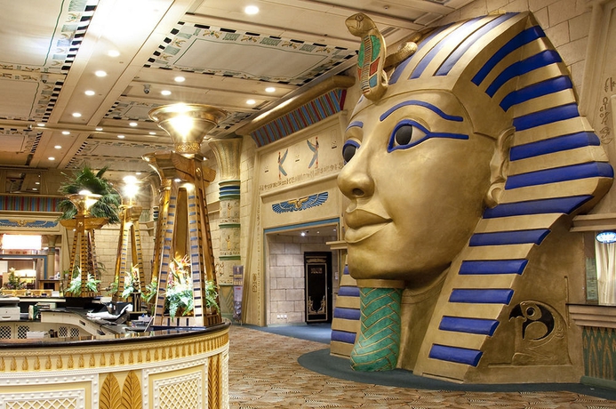 Imagen de los interiores del Hotel New Orient Landmark. Foto 11