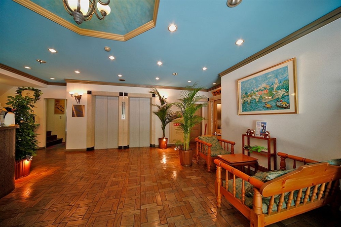 Imagen de los interiores del Hotel New Oriental, Osaka. Foto 9