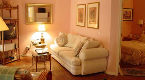 Imagen de la habitación del Hotel New Orleans House - Gay Male-only Guesthouse. Foto 12