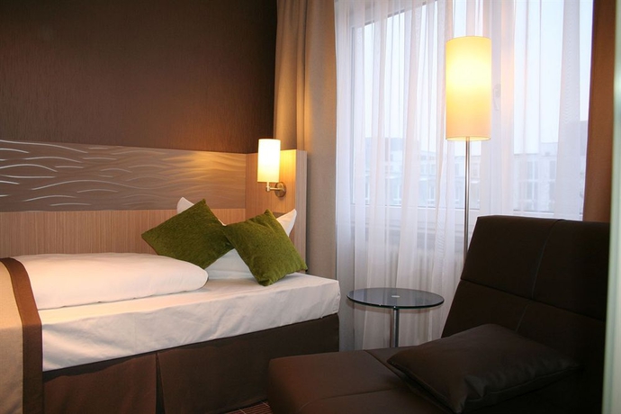 Imagen de la habitación del Hotel New Orly. Foto 9