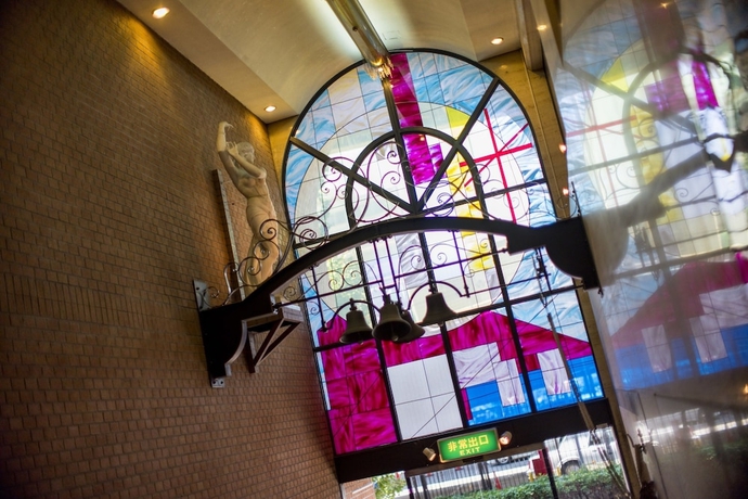 Imagen de los interiores del Hotel New Osaka. Foto 16