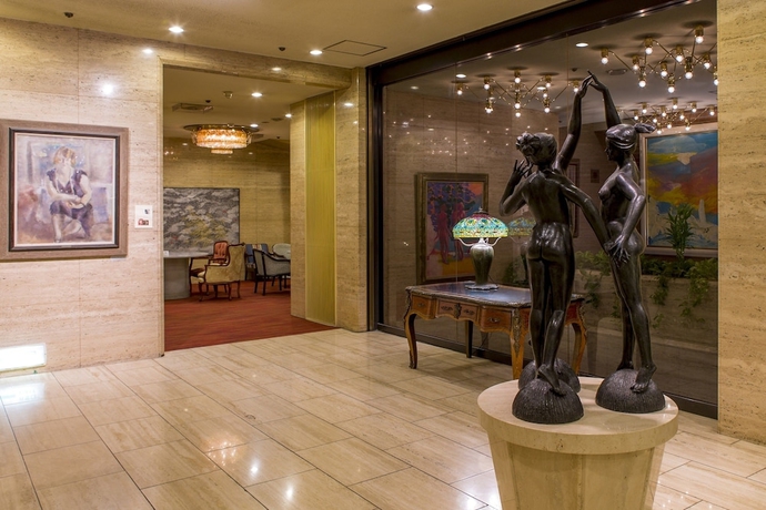 Imagen de los interiores del Hotel New Osaka. Foto 17