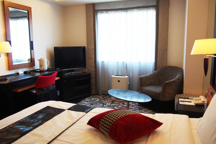 Imagen de la habitación del Hotel New Otani Inn Tokyo. Foto 7