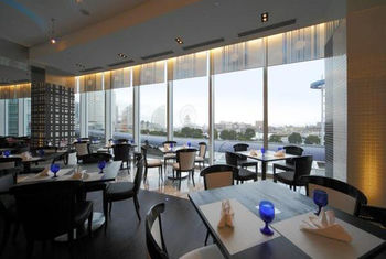 Imagen del bar/restaurante del Hotel New Otani Inn Yokohama Premium. Foto 5