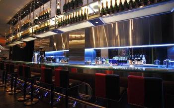 Imagen del bar/restaurante del Hotel New Otani Inn Yokohama Premium. Foto 7