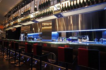 Imagen del bar/restaurante del Hotel New Otani Inn Yokohama Premium. Foto 8