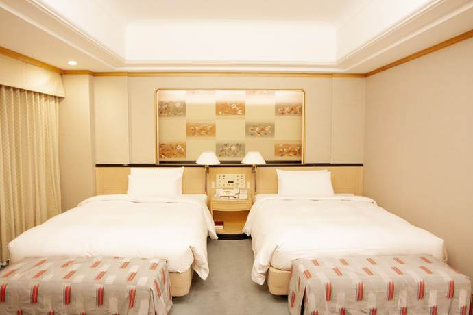 Imagen de la habitación del Hotel New Otani Makuhari. Foto 2