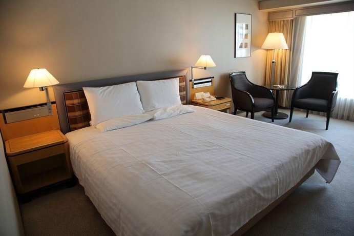 Imagen de la habitación del Hotel New Otani Osaka. Foto 5