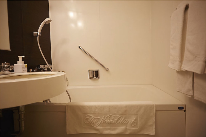 Imagen de la habitación del Hotel New Otani Takaoka. Foto 19