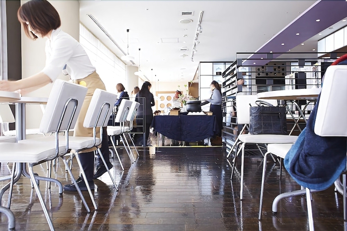 Imagen del bar/restaurante del Hotel New Otani Takaoka. Foto 3