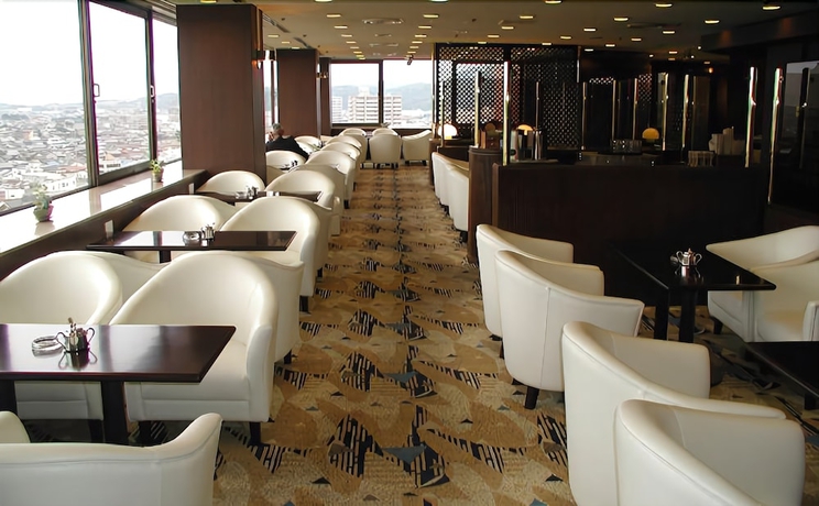 Imagen del bar/restaurante del Hotel New Otani Tottori. Foto 5