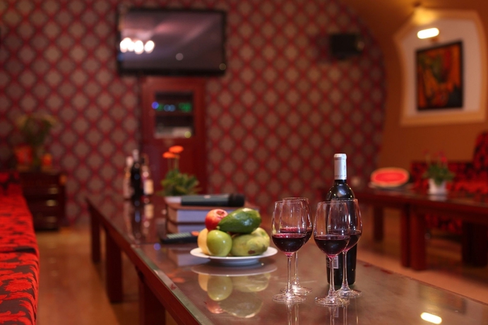 Imagen del bar/restaurante del Hotel New Pacific. Foto 3