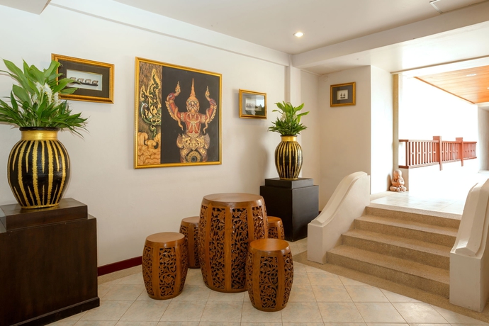 Imagen de los interiores del Hotel New Patong Premier Resort. Foto 11