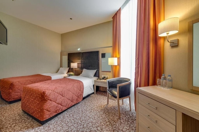 Imagen de la habitación del Hotel New Peterhof. Foto 2