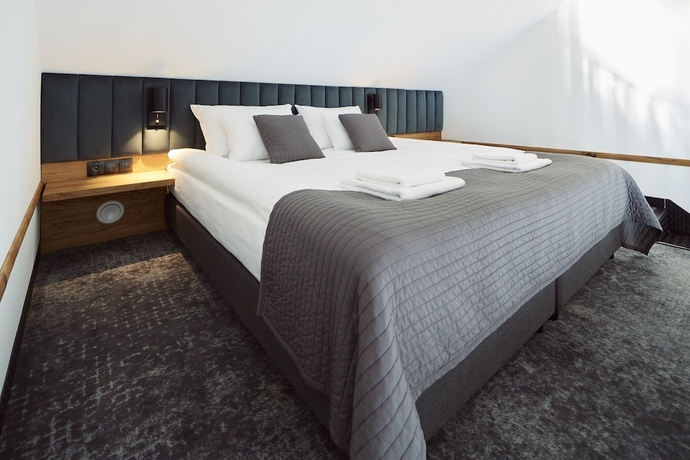 Imagen de la habitación del Hotel New Port Hotel. Foto 3