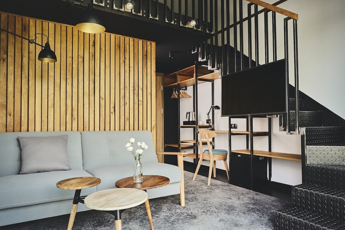 Imagen de la habitación del Hotel New Port Hotel. Foto 10