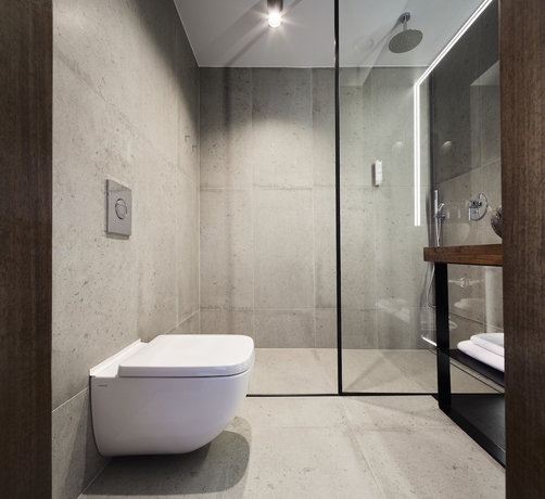 Imagen de la habitación del Hotel New Port Hotel. Foto 18