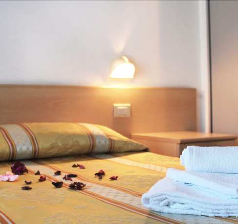 Imagen de la habitación del Hotel New Primula. Foto 3