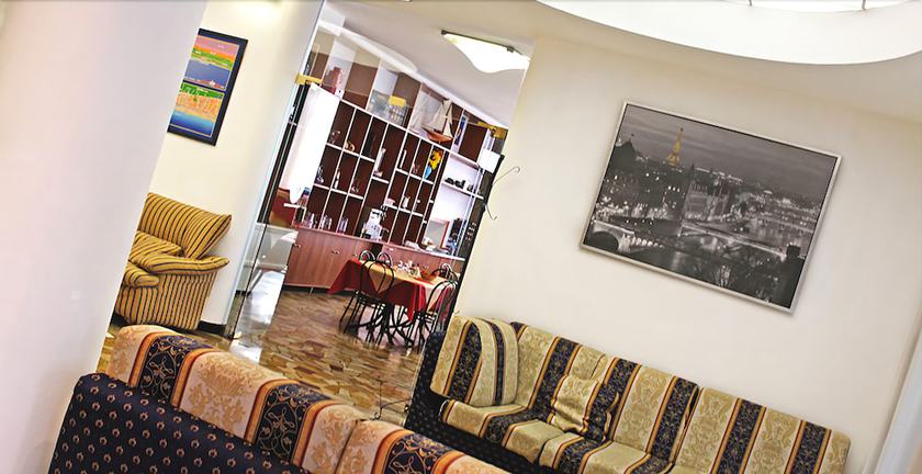Imagen de los interiores del Hotel New Primula. Foto 20