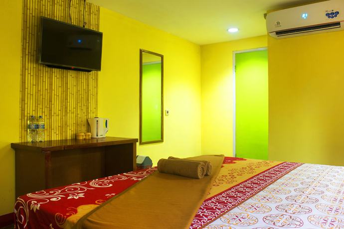 Imagen de la habitación del Hotel New Priok Indah. Foto 2