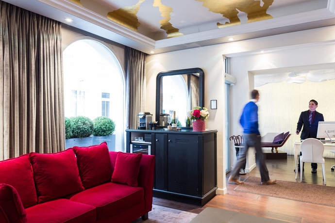 Imagen de los interiores del Hotel New République. Foto 15