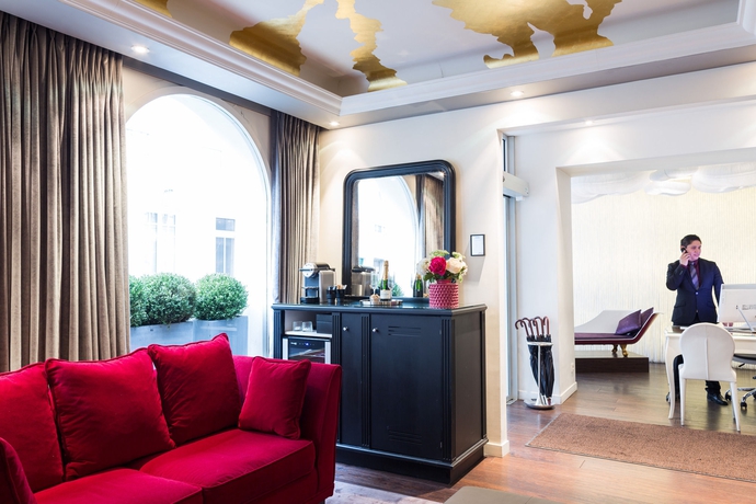 Imagen de los interiores del Hotel New République. Foto 16