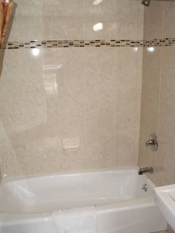 Imagen de la habitación del Hotel New Relax Inn. Foto 12