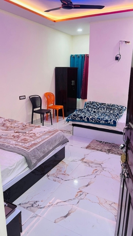 Imagen de la habitación del Hotel New Residency Palace. Foto 4
