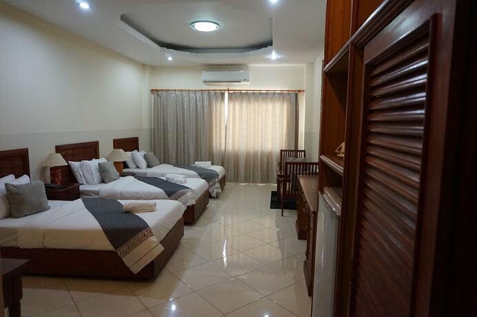 Imagen de la habitación del Hotel New Rose Boutique. Foto 13