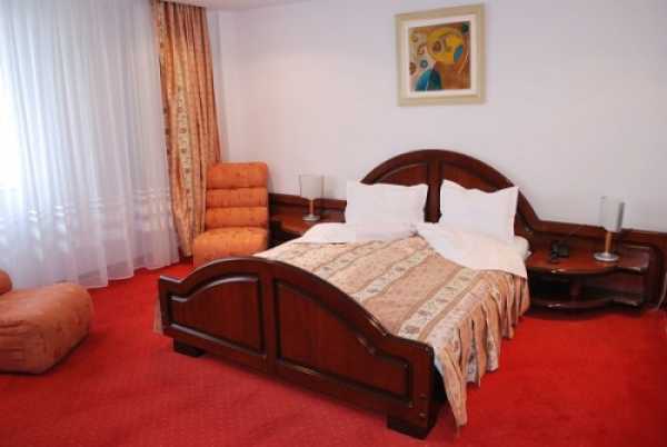 Imagen de la habitación del Hotel New Royal. Foto 4