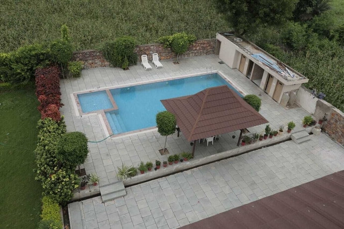 Imagen de la piscina del Hotel New Royal Orbit and Restro Udaipur. Foto 13