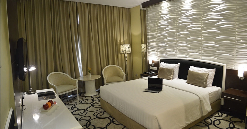 Imagen de la habitación del Hotel New Saphir Yogyakarta. Foto 4