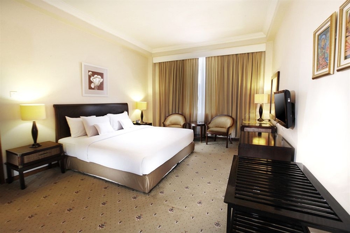 Imagen de la habitación del Hotel New Saphir Yogyakarta. Foto 6