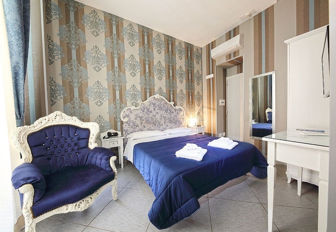 Imagen de la habitación del Hotel New Sayonara. Foto 5