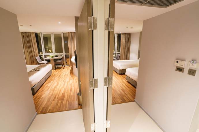 Imagen de la habitación del Hotel New Season Square. Foto 11